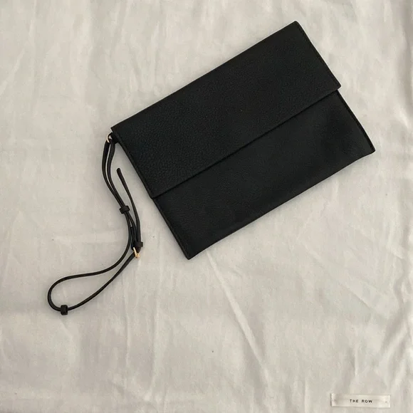 The Row - Picture 11 of 16